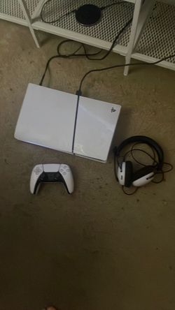 PS5 slim digital with headset