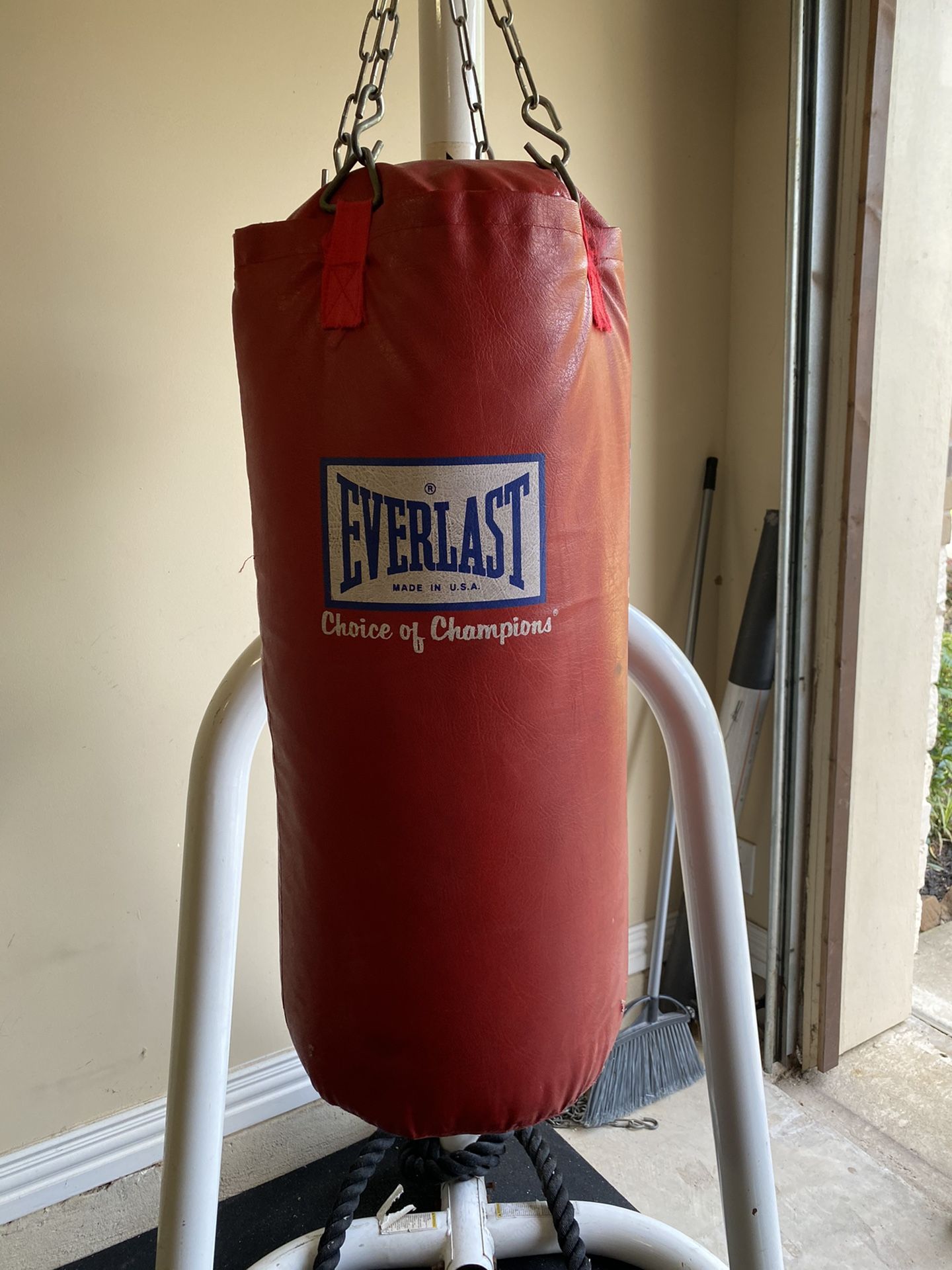50lb heavy bag for Sale in Conroe, TX OfferUp