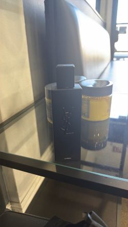 Cologne perfume