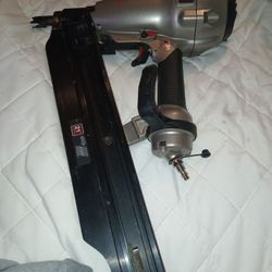 21-in Round Head Nail Pneumatic Nailer Porter Cable