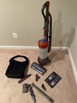 Dyson Ball Animal 3 (with bag)