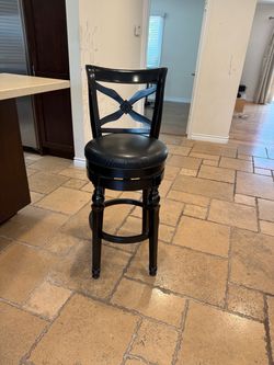 3 Bar Stools