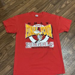 Vintage Trench 1991 UNLV Final Four short Sleeve Tee * Large * Like NEW 