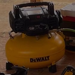 Dewalt 6 Gallon Compresor