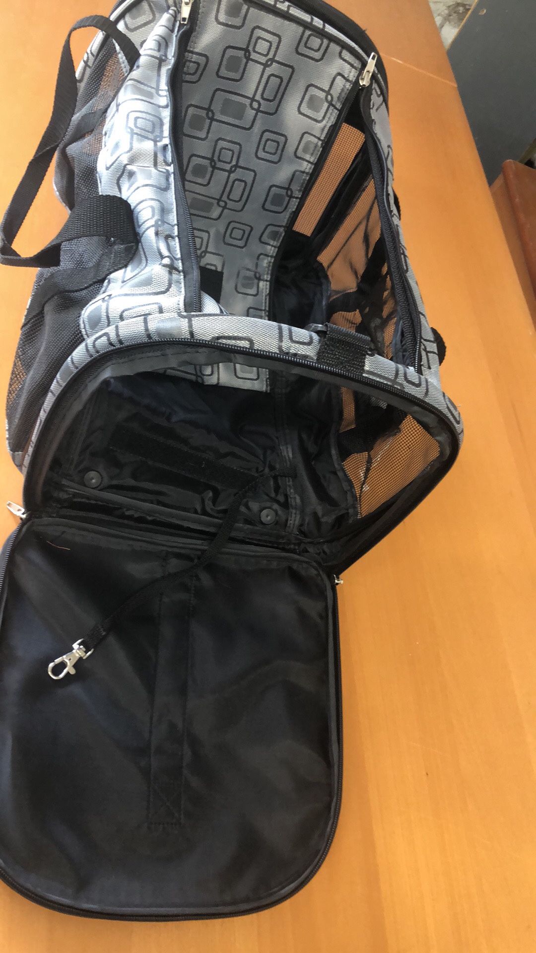 Cat carrier