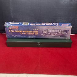 17pc Socket Set