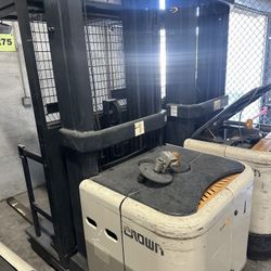 Crown SP Series Electric Stock Picker / Order Picker — AS-IS (2 Available)