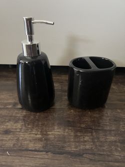Black Soap Dispenser & Toothbrush Holder