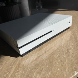 Xbox One S (500GB) 