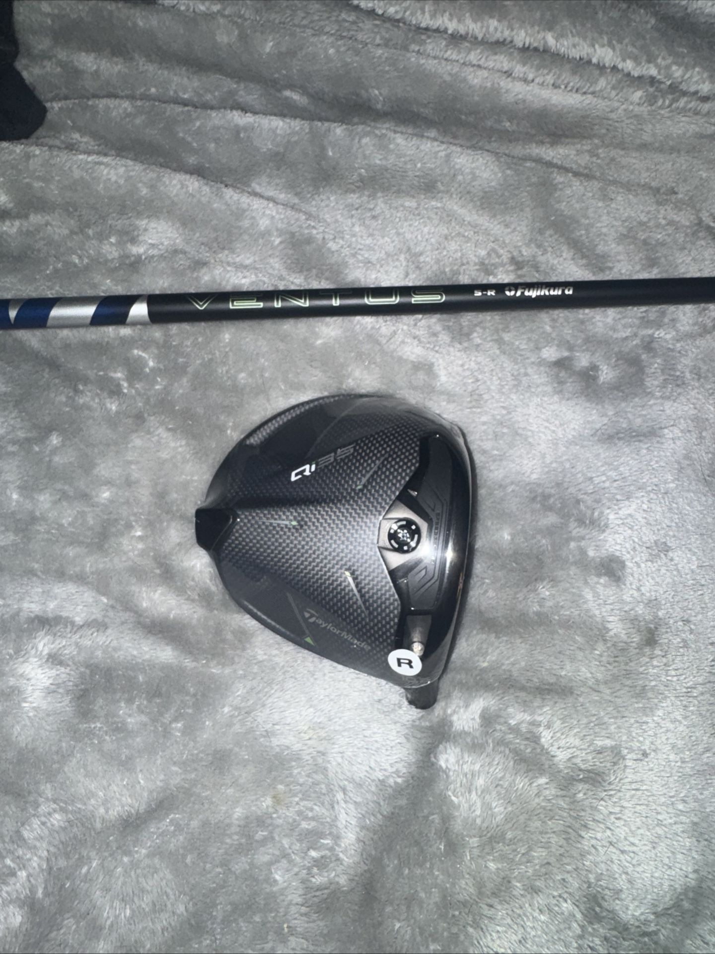 TaylorMade Qi35 Driver 10.5* - Fujikura Ventus 5-R - Regular - RH No Hc
