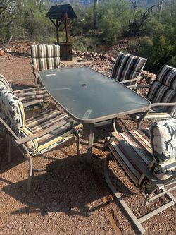 Outdoor table and chairs