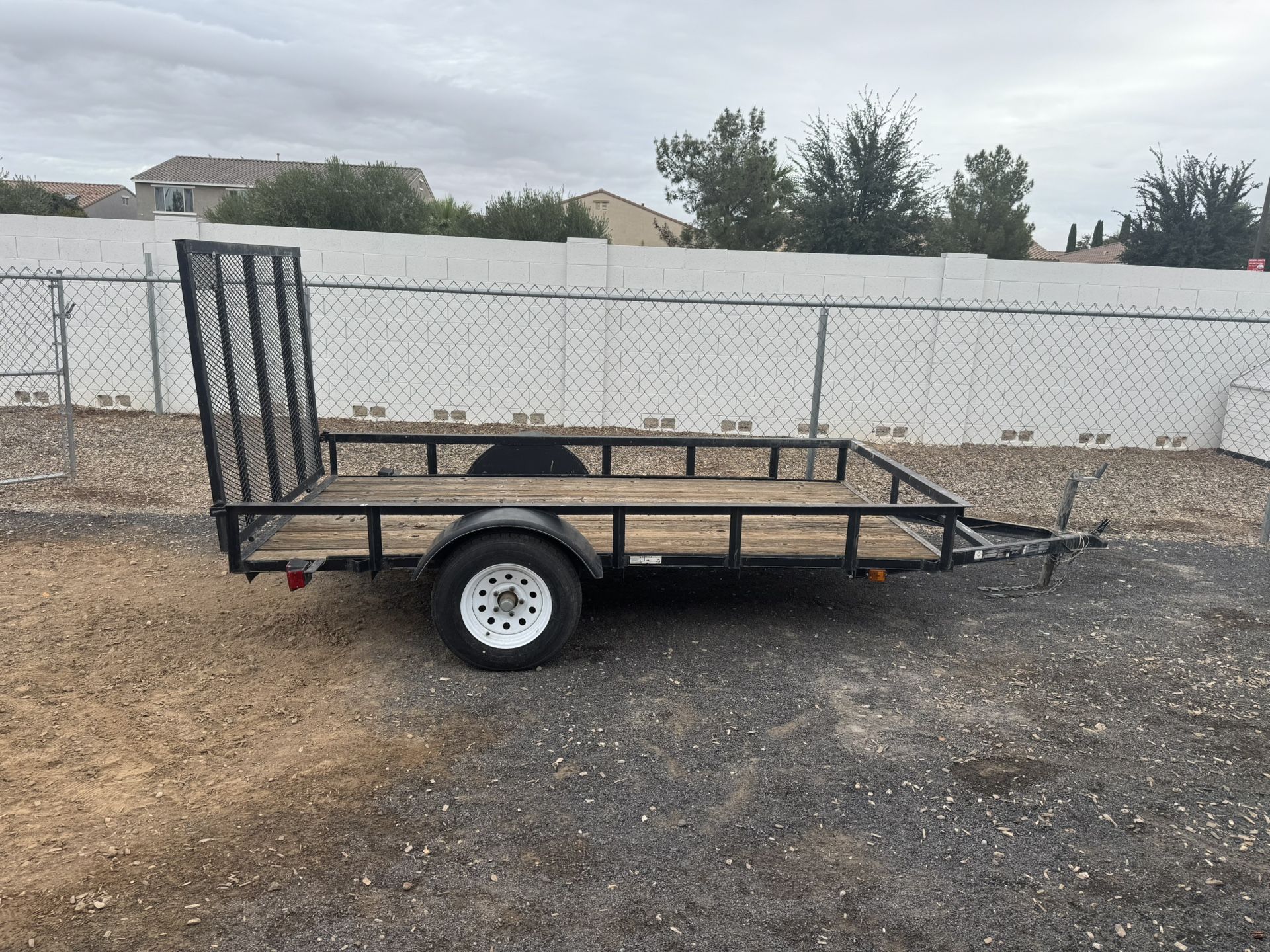 Trailer With Ramp Gate