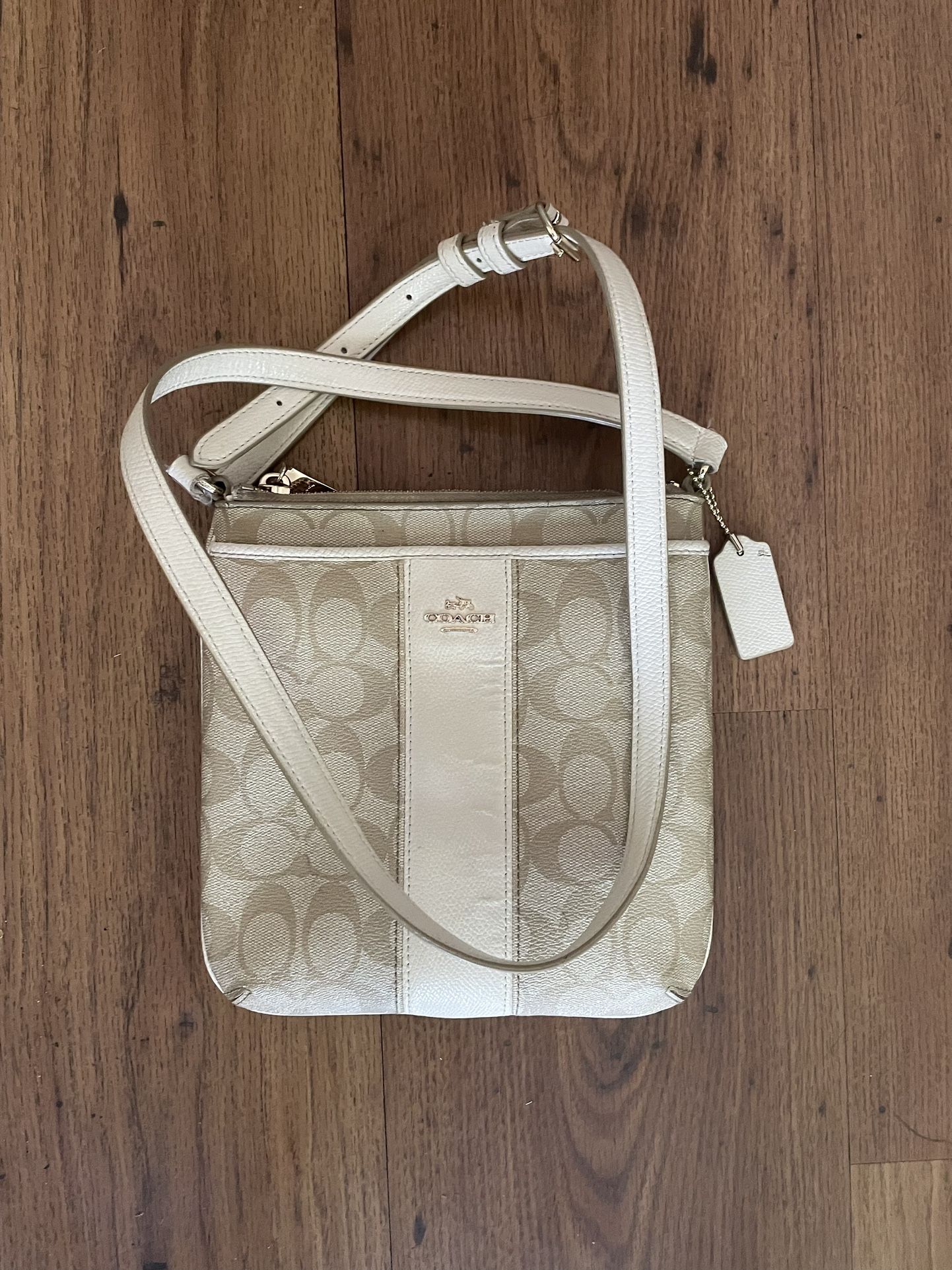 Coach Messenger Crossbody Bag with Side Pocket 