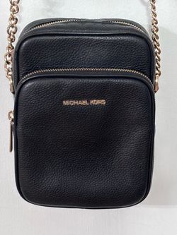 Michael Kors Black Pebbled Crossbody Bag Gold Hardware Zip Closure Chain Strap