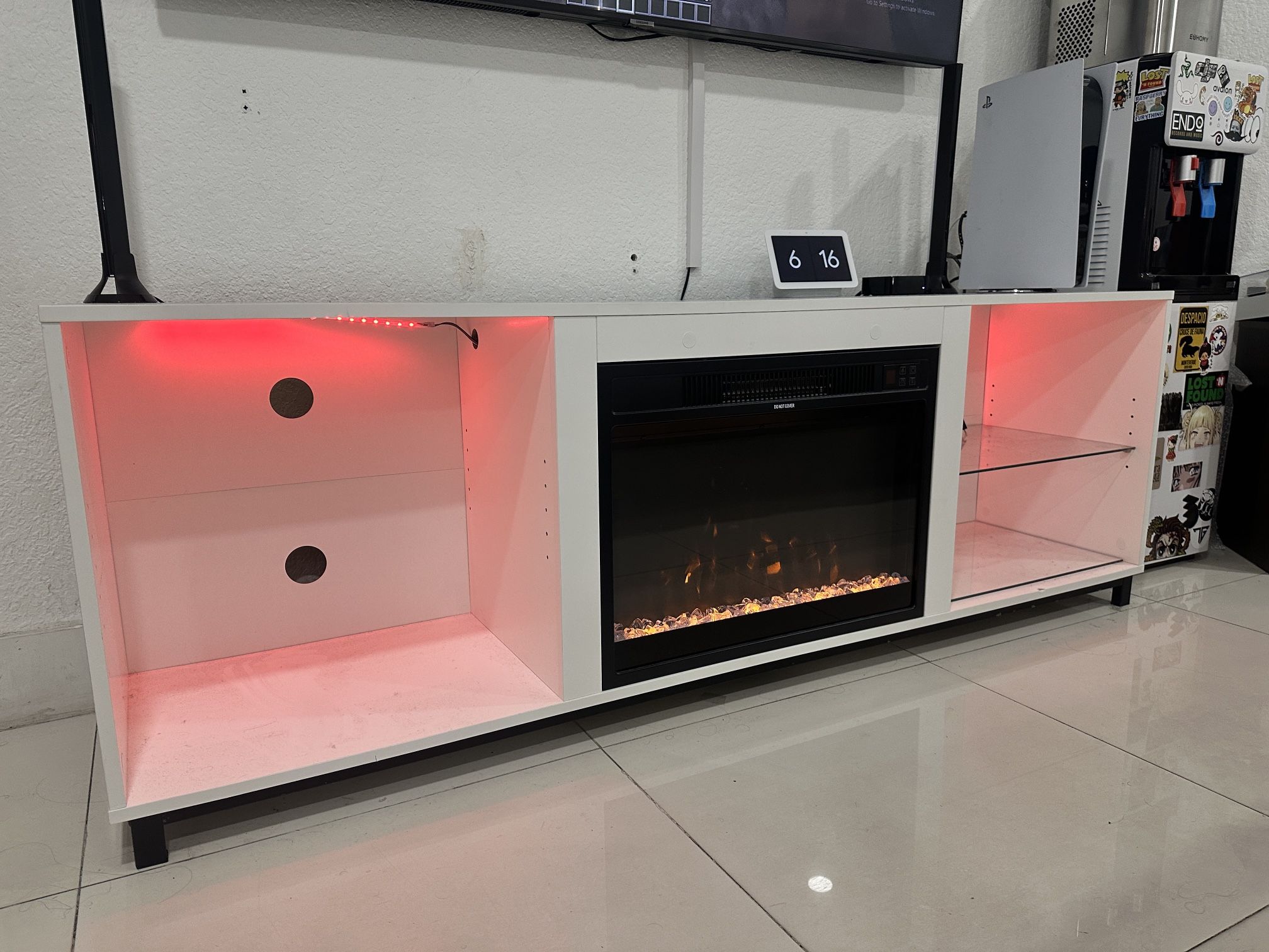 TV Stand 