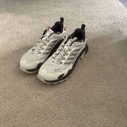 Merrill hiking shoes