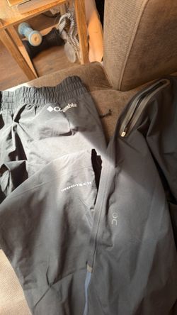 Men’s waterproof pants (Size L, 2 pair)