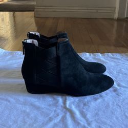 Taryn Rose “FOLKS” Chelsea Wedge Bootie NWOB SZ 7