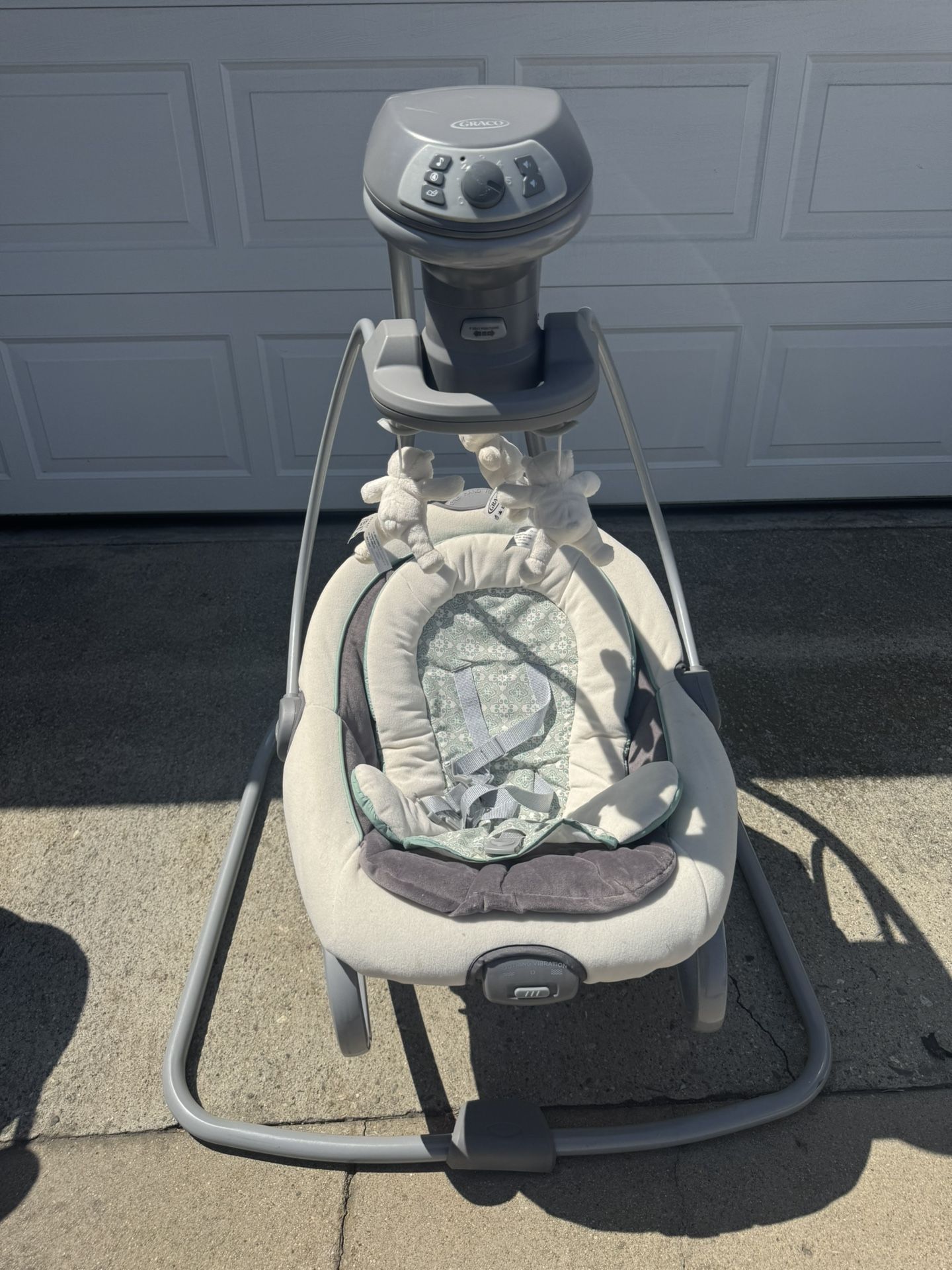 Graco Duetsooth Swing And Rocker