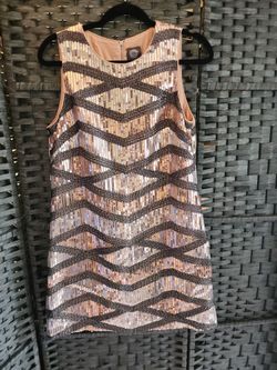 HOLIDAY SEQUIN COCKTAIL DRESS -SIZE WOMENS 8 (Light Peach, Pink & Silver)