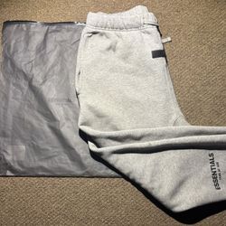 Essential Sweatpants 