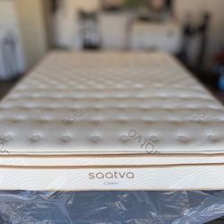 Saatva Classic Mattress, Firm, 11.5", King, Like New, Perfect Condition