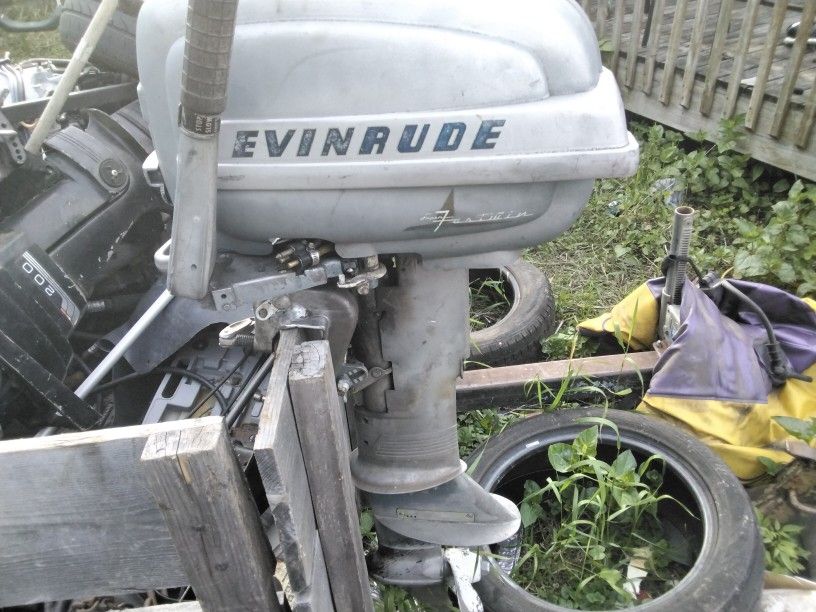1954 Evinrude 15hp super fast twin