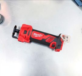 Milwaukee
M18  Drywall Cut Out Rotary Tool (2627-20).                                      👇Click Logo for More  Tools