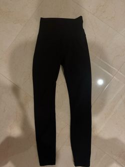 Women’s Black Lululemon Skinny Leggings 