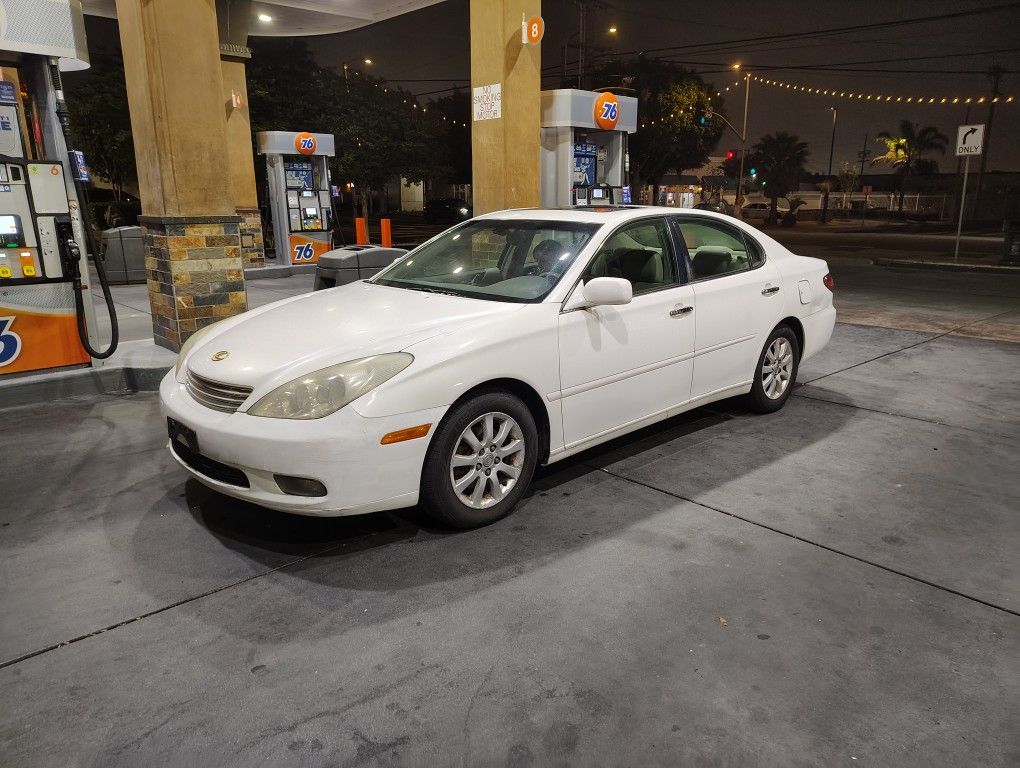 2002 LEXUS ES 300