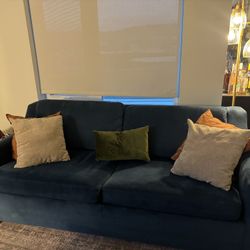 WEST ELM SLEEPER SOFA 77”