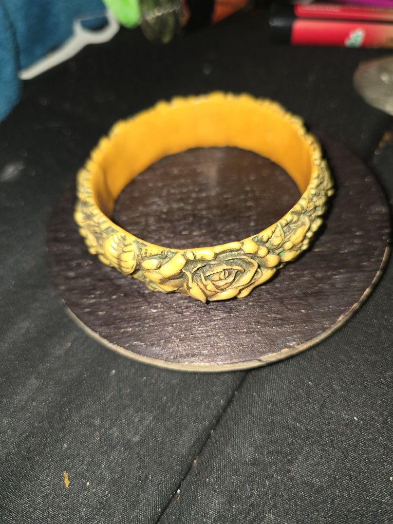 Carved Celluloid Floral Bangle Bracelet Vintage Plastic Jewelry
