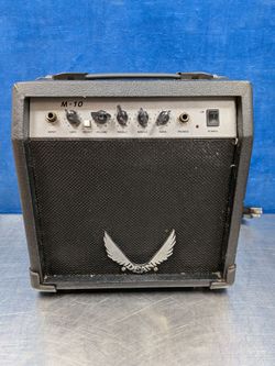 Dean M10 Guitar Amp