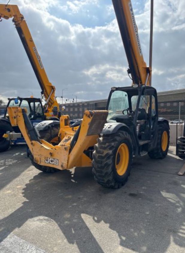 10K Reach Forklift - 2017 JCB 510-56 S