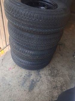 ST235/80R16 trailer tires w rims GOODRIDE