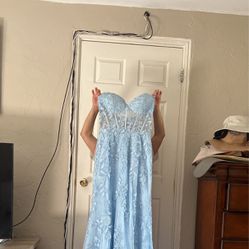 Beautiful Light Blue Prom Dress Size 14