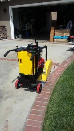 13 hp Honda 18 inch walk behind concrete saw