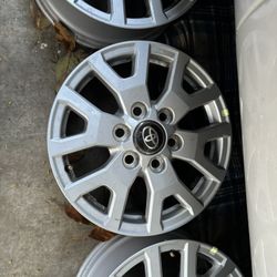 17”OEM Toyota Tacoma 2024 Rims Only