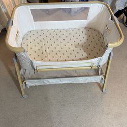 Like new bedside bassinet