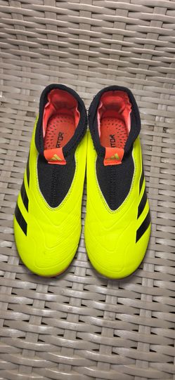 13K Adidas Predator Soccer cleats