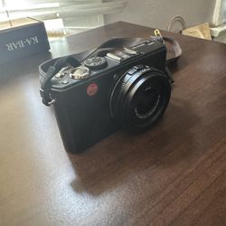 Leica D-LUX 4