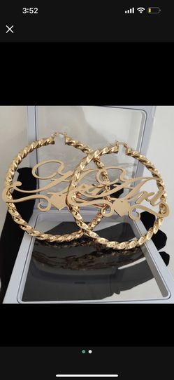 CUSTUM NAME EARRINGS 