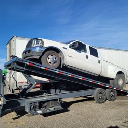 Fifth Wheel,  Gooseneck,  Equipment Transport & Relocation. 