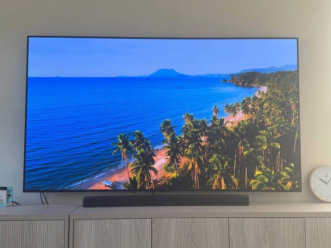 LG-OLED 83"-TV