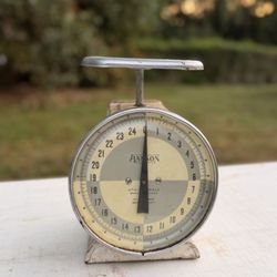 Vintage Hanson Scale, Fully Functional 