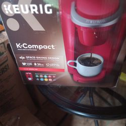 Red KEURIG all Parts Excellent Condition With Box!