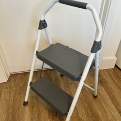 Gorilla Ladders 2-Step Compact Steel Step Stoo