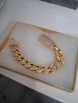 14k gold-plated Miami Cuban link cz diamond lock bracelet