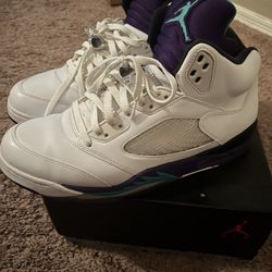 grape 5s size 12