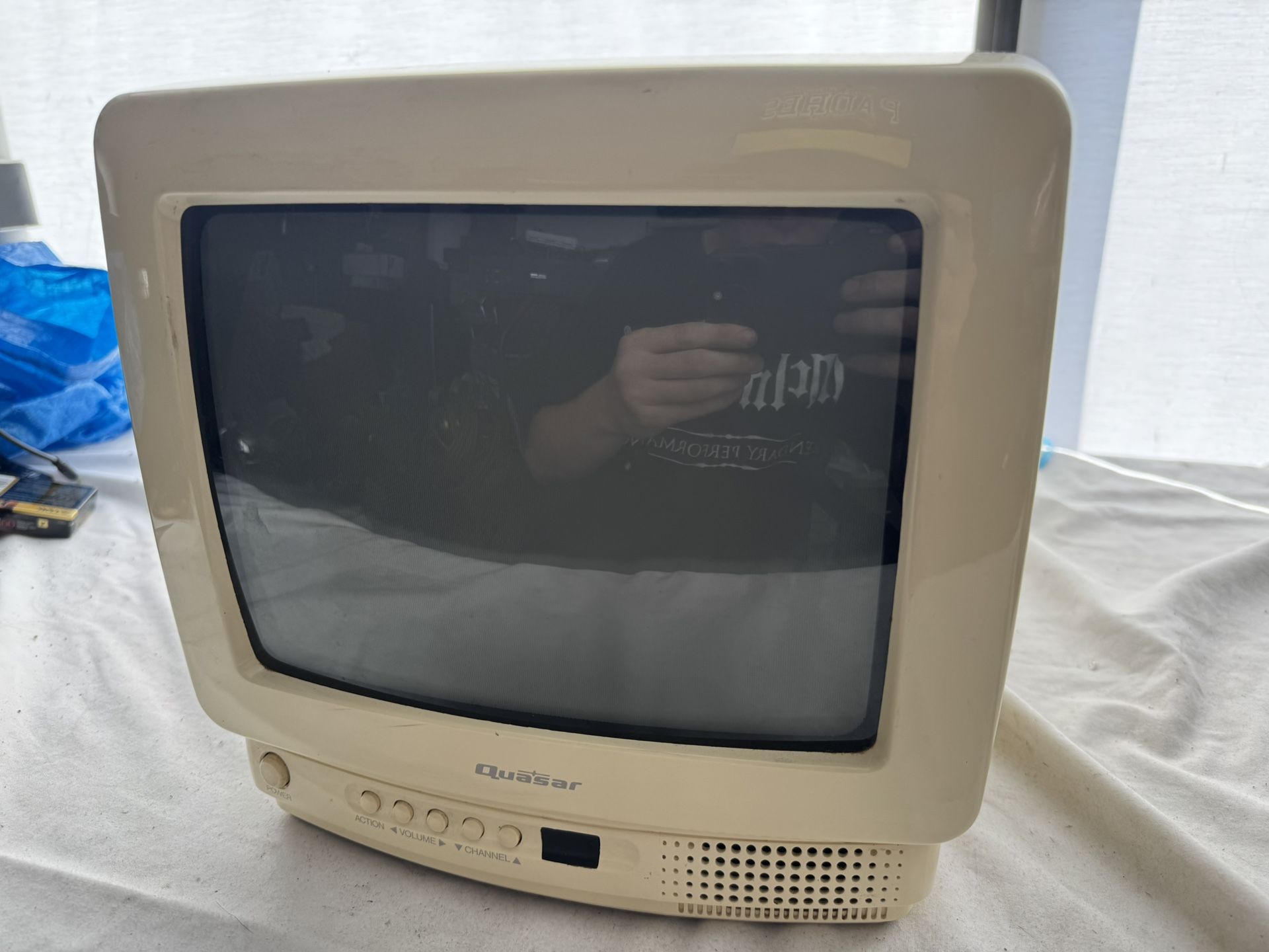 Vintage Quasar CRT TV